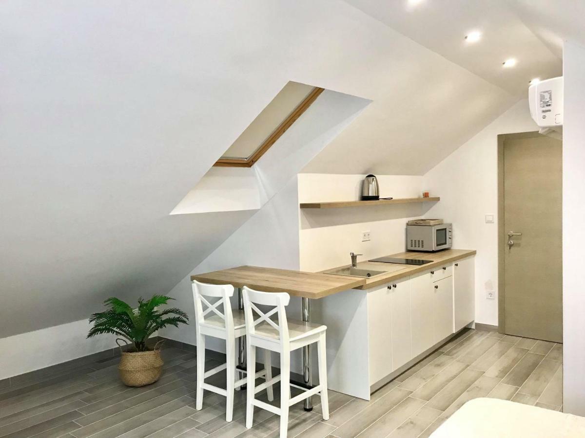 Cocoville Beach House- Makarska Apartment Ngoại thất bức ảnh