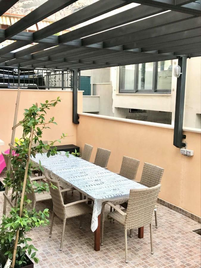 Cocoville Beach House- Makarska Apartment Ngoại thất bức ảnh