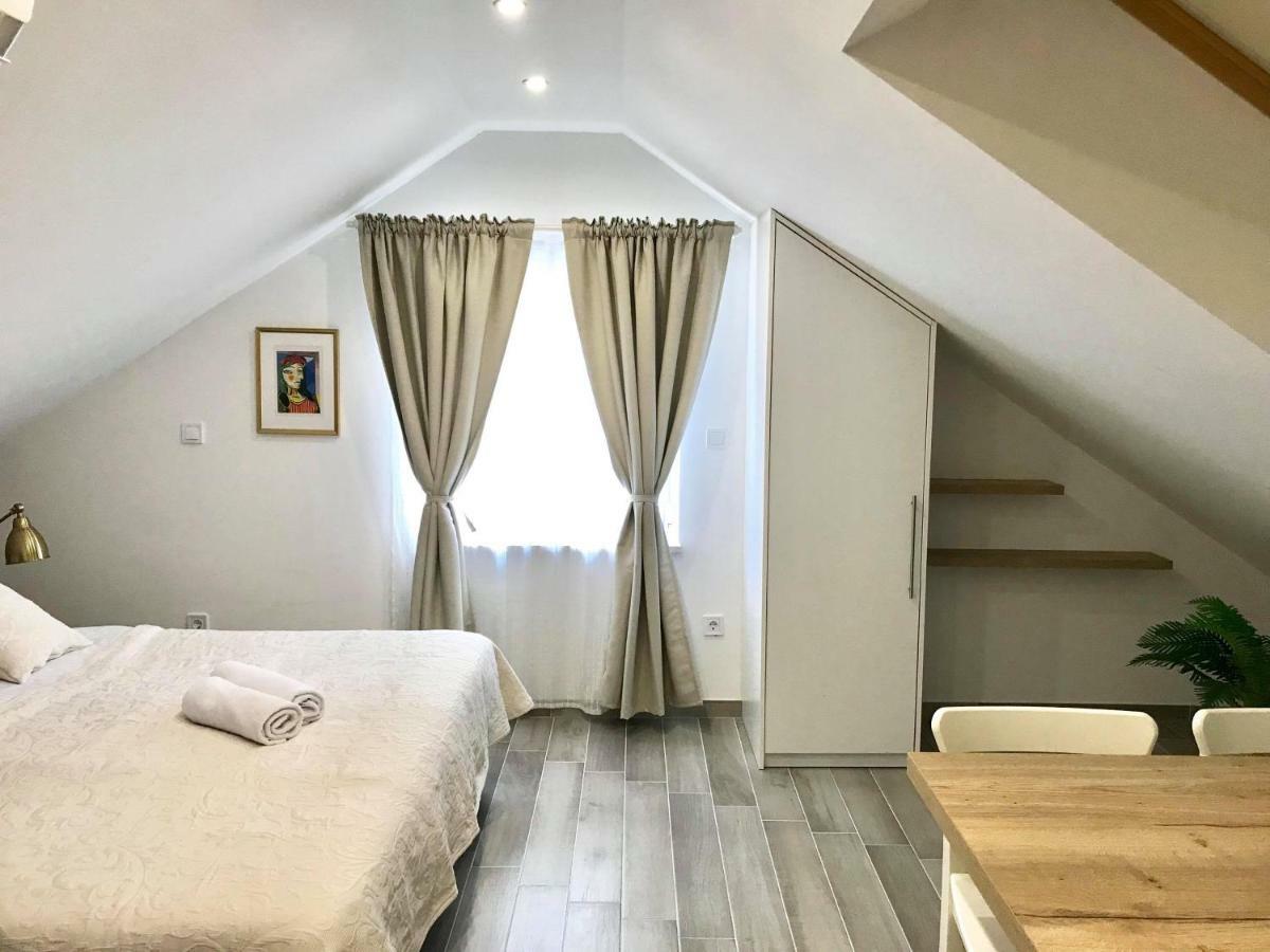 Cocoville Beach House- Makarska Apartment Ngoại thất bức ảnh